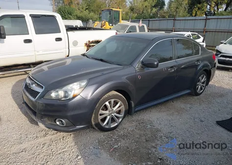 2013 Subaru Legacy 2.5I Limited z USA, uszkodzony, nr VIN 4S3BMCL62D3003808